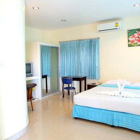 Krabi Marina Seaview Hotel Екстериор снимка