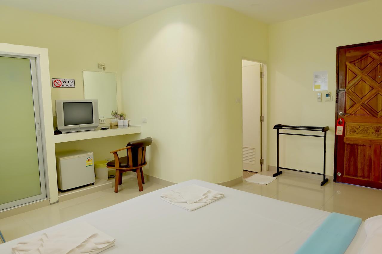 Krabi Marina Seaview Hotel Екстериор снимка